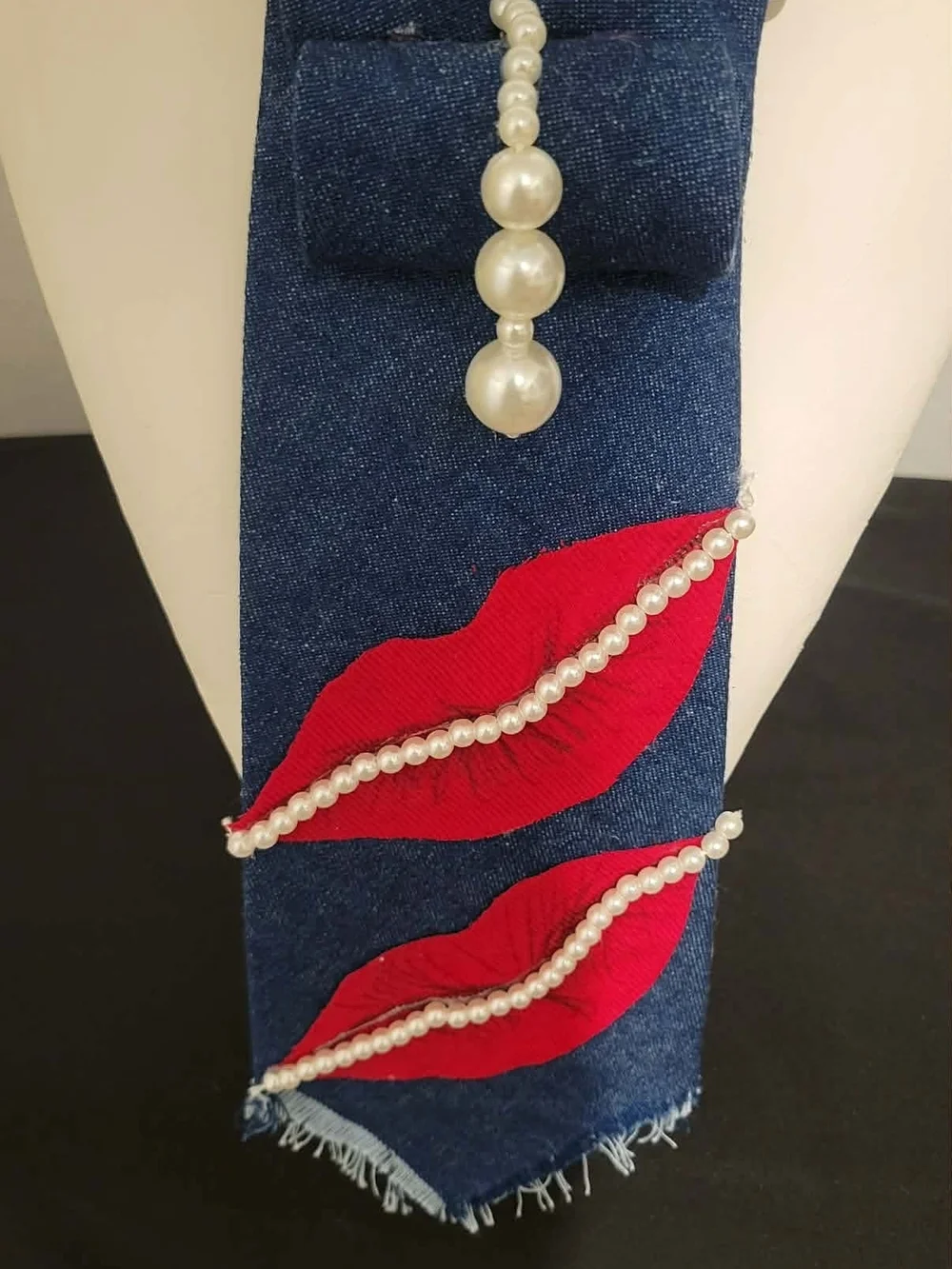 Ladies CRAFTED CEEARIVE TIES
